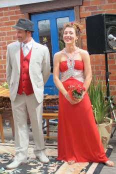 8.Simon and Mitzi on arrival