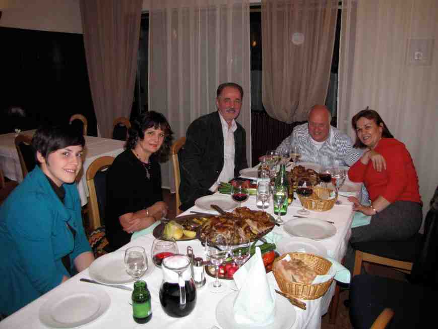 1. Mike, Frletas and the black lamb