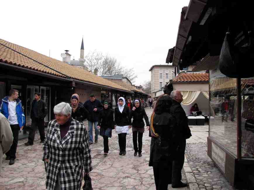 22. Mike and Myrna in the Bazaar Sarajevo